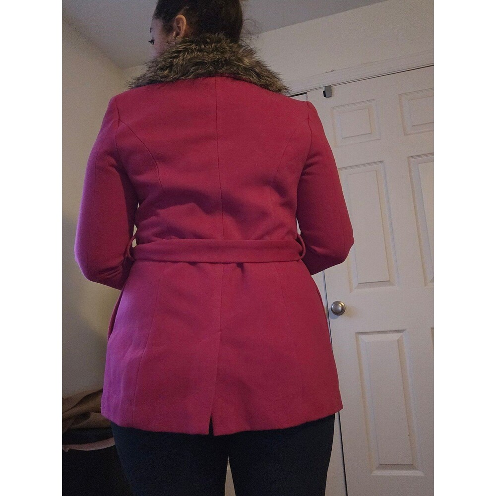 Pink coat - Picture 4 of 7